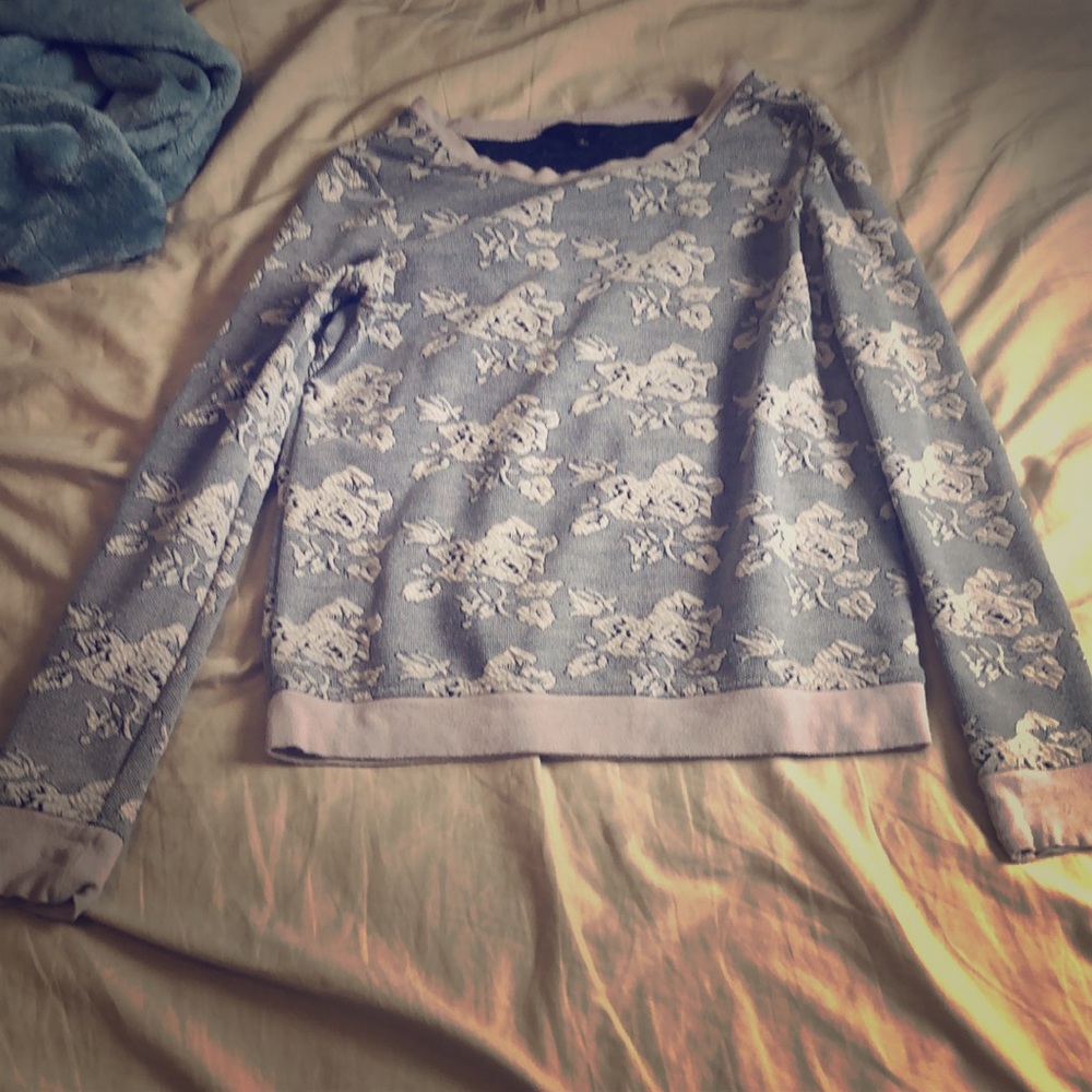 Rolls sweater from boutique